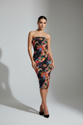 Female model in Tight-fitting Sheath Dress - Black