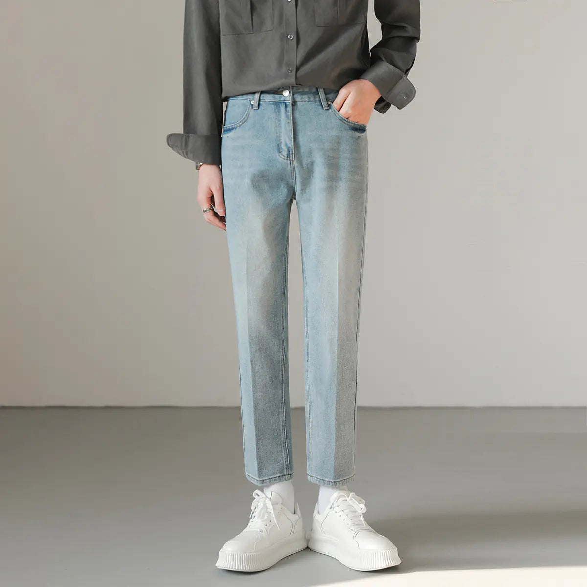 Versatile Casual Cropped Jeans